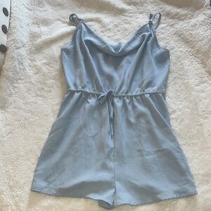 NEVER WORN-Women’s shein romper with cinch waist and adjustable straps